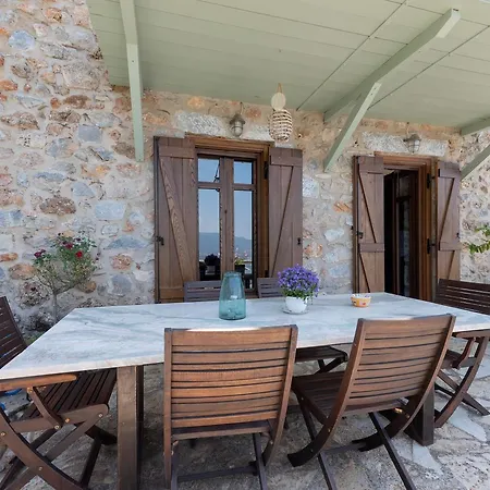 Luxury Stonehouse Verga Holiday home