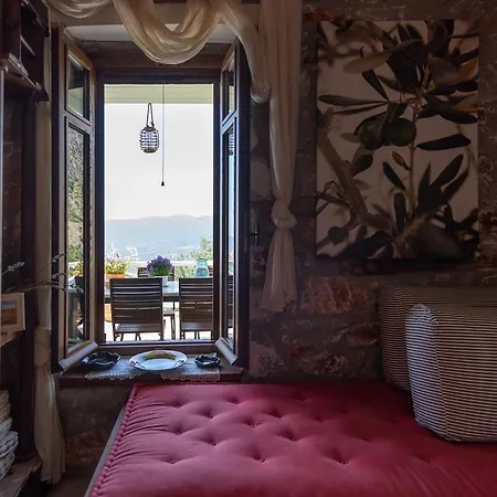Luxury Stonehouse Verga Holiday home *